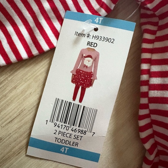 Whimsical two piece Christmas playset - Picture 10 of 11